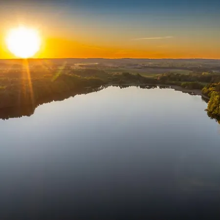 Wichrowe Wzgorze Chill House Jablonowo Holiday home *